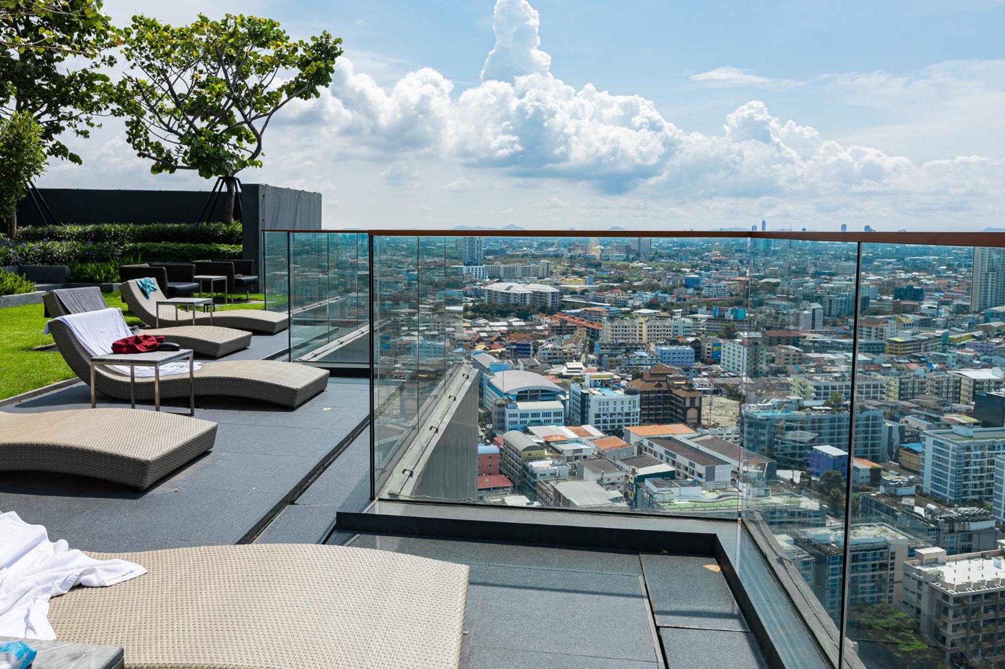 Luxury Edge Appartement Pattaya